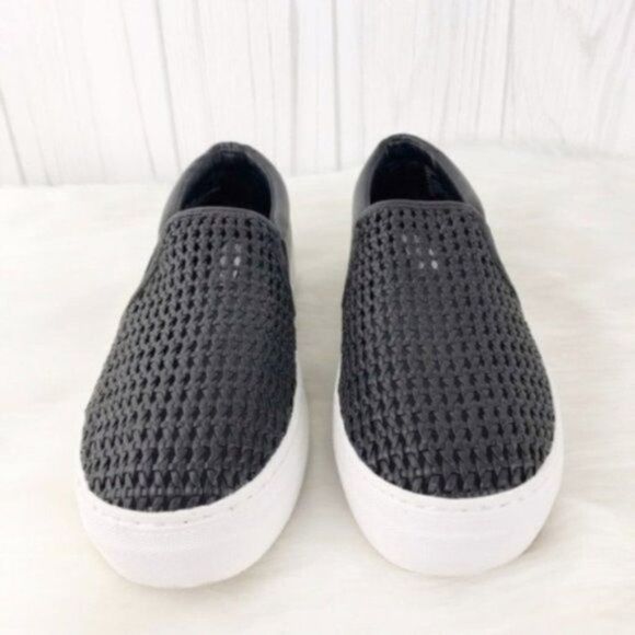 STEVE MADDEN Gradual Leather Platform Sneakers - Picture 3 of 6